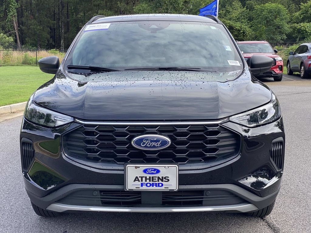 Certified 2025 Ford Escape ST-Line AWD/4WD image 11