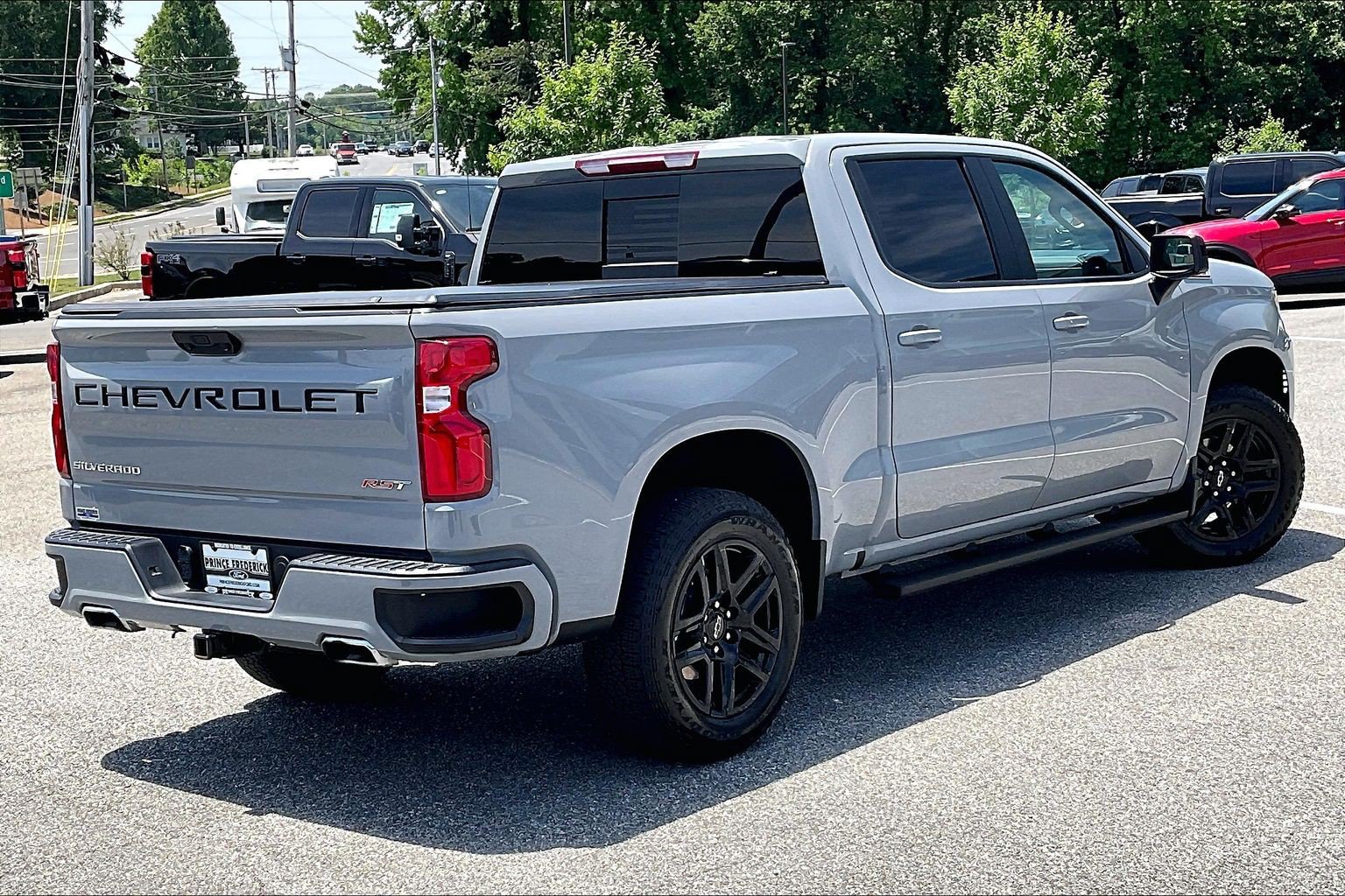 Used 2025 Chevrolet Silverado 1500 RST AWD/4WD image 12