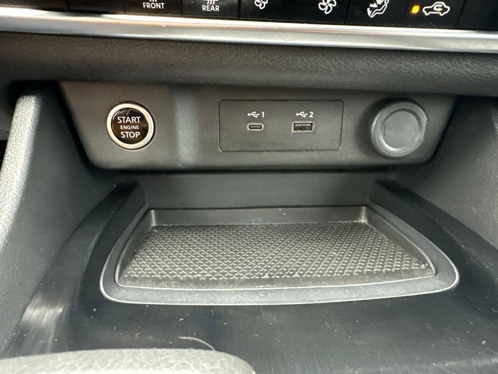 Used 2023 Nissan Rogue SV AWD/4WD image 49