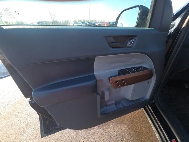 Certified 2023 Ford Maverick Lariat w/ Lariat Luxury Package image 26