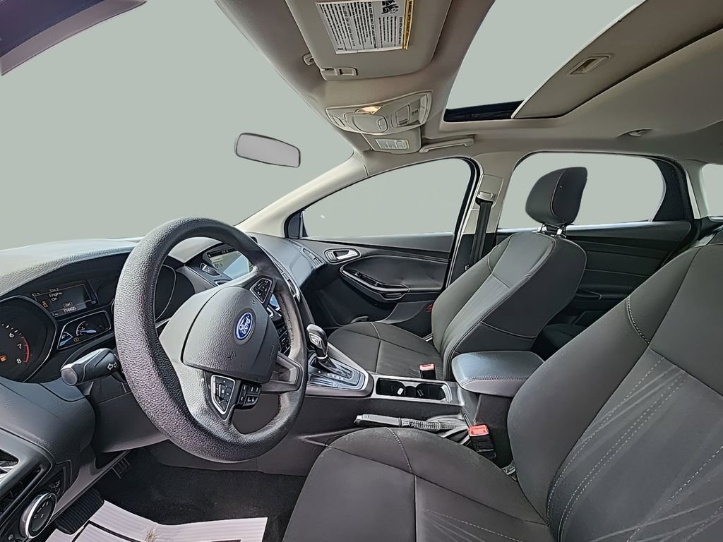 Certified 2018 Ford Focus SEL FWD image 24