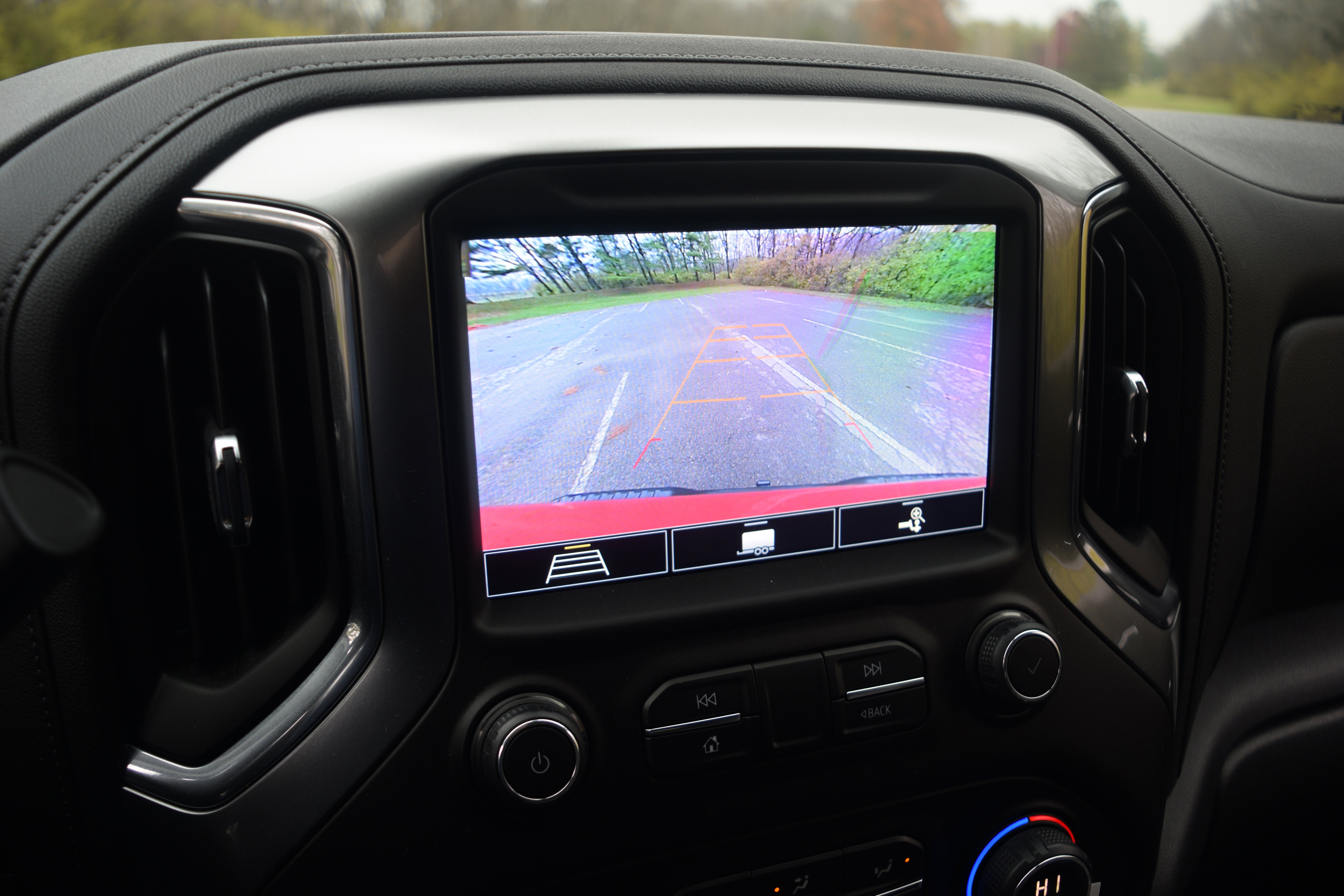 Used 2020 Chevrolet Silverado 1500 LT Trail Boss image 10