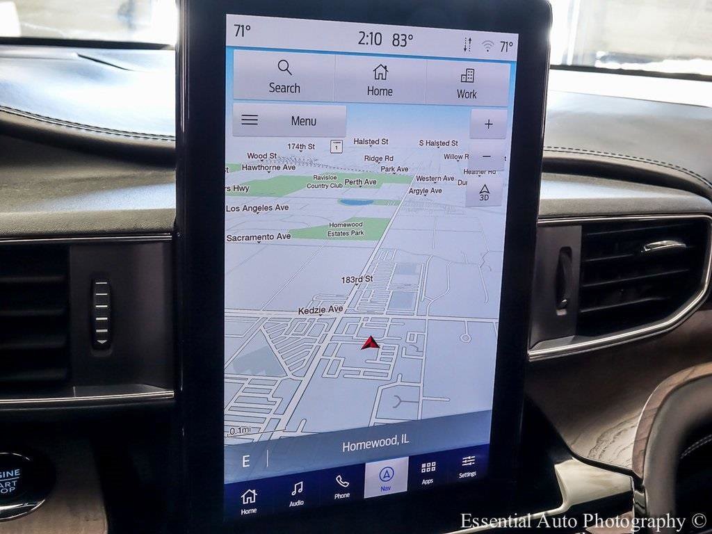 Certified 2022 Ford Explorer Platinum w/ Equipment Group 601A image 18