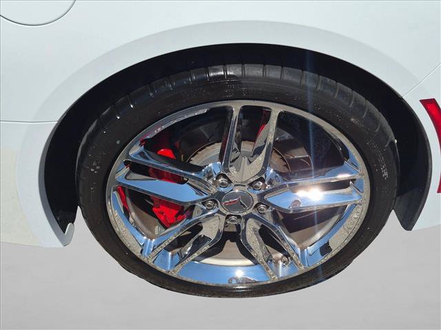 Used 2017 Chevrolet Corvette Stingray Coupe RWD image 24