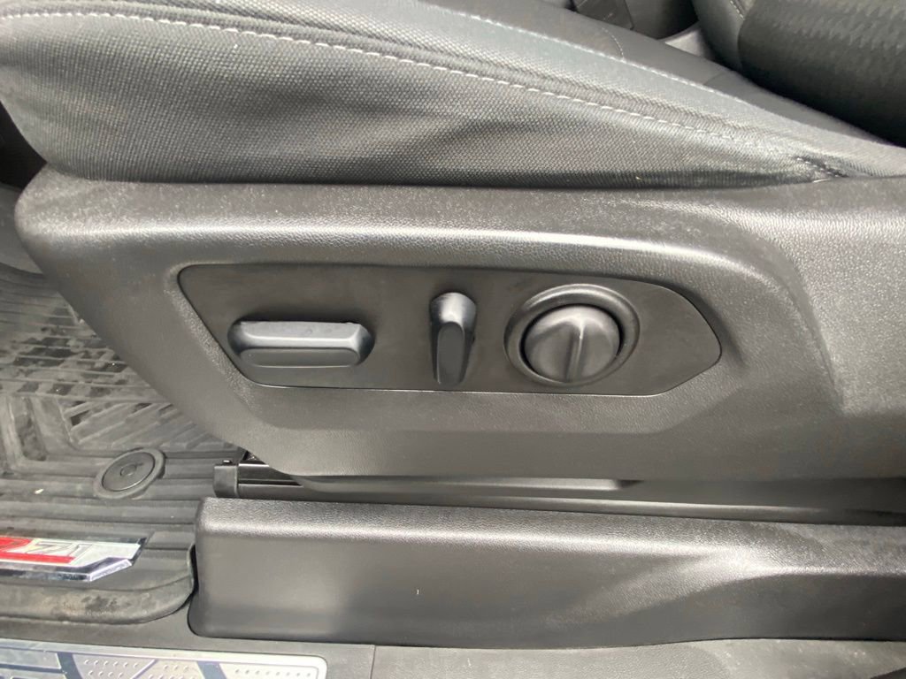 Used 2021 Chevrolet Silverado 1500 LT Trail Boss image 10