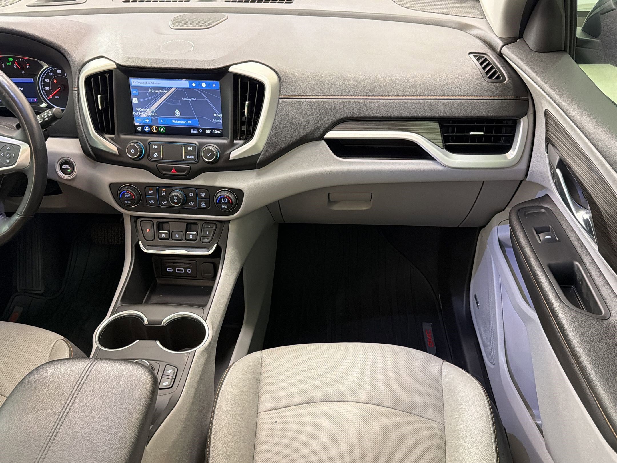 Used 2020 GMC Terrain SLT w/ Preferred Package FWD image 29
