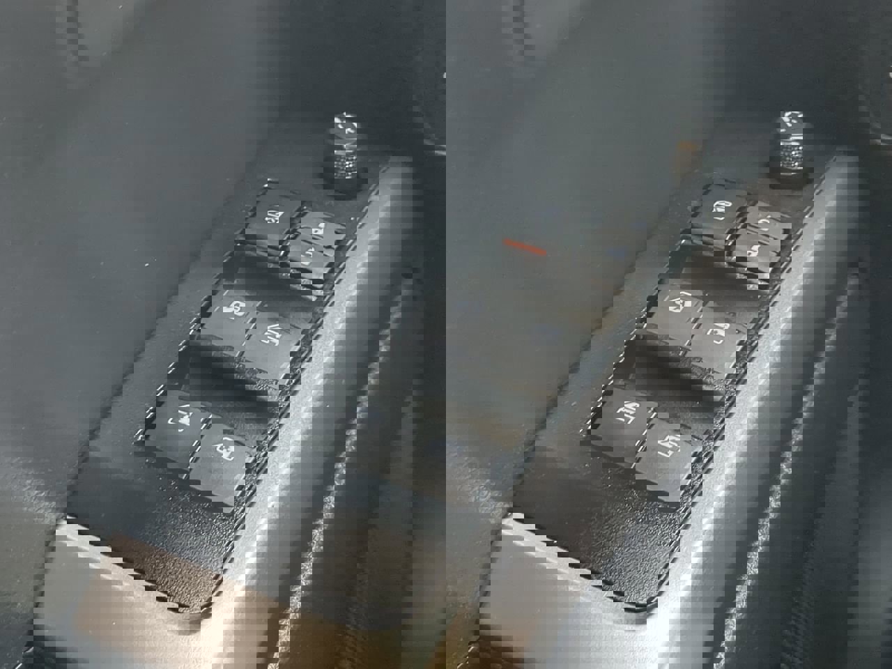 Used 2022 Toyota Tacoma SR5 w/ Technology Package RWD image 20