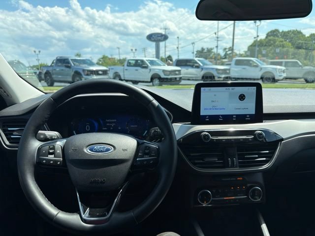 Certified 2022 Ford Escape SEL w/ Technology Package AWD/4WD image 26