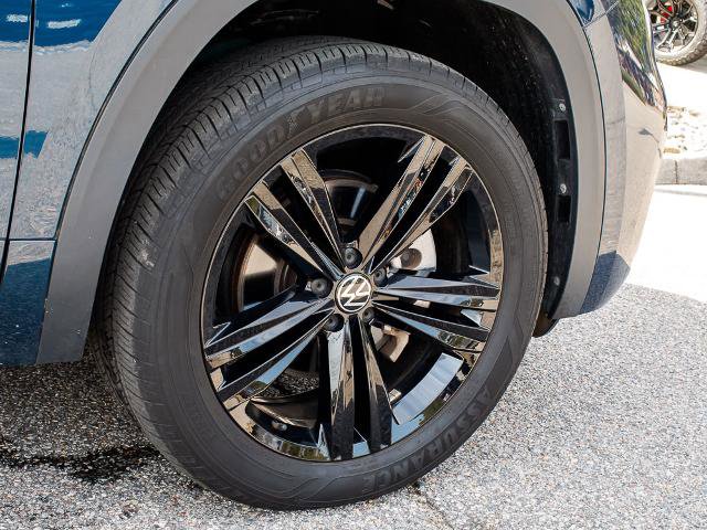 Used 2022 Volkswagen Atlas SEL R-Line image 8