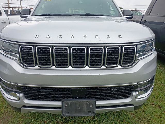 Used 2024 Jeep Wagoneer L Series II w/ Flexible Seating Group AWD/4WD image 10