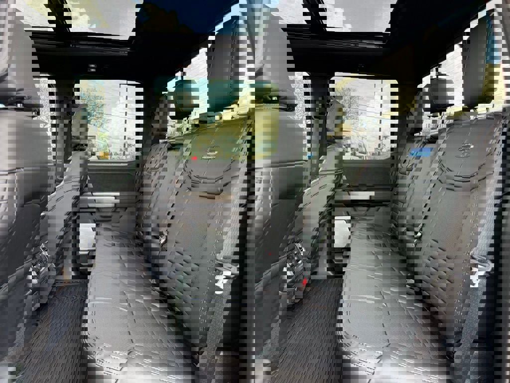 Certified 2026 Ford F350 Platinum w/ Tremor Off-Road Package image 31