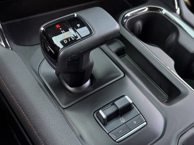 Used 2023 GMC Sierra 1500 AT4 w/ AT4 Premium Package image 21