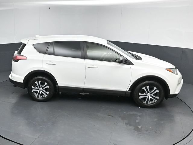 Used 2018 Toyota RAV4 LE w/ All Weather Liner Package AWD/4WD image 18