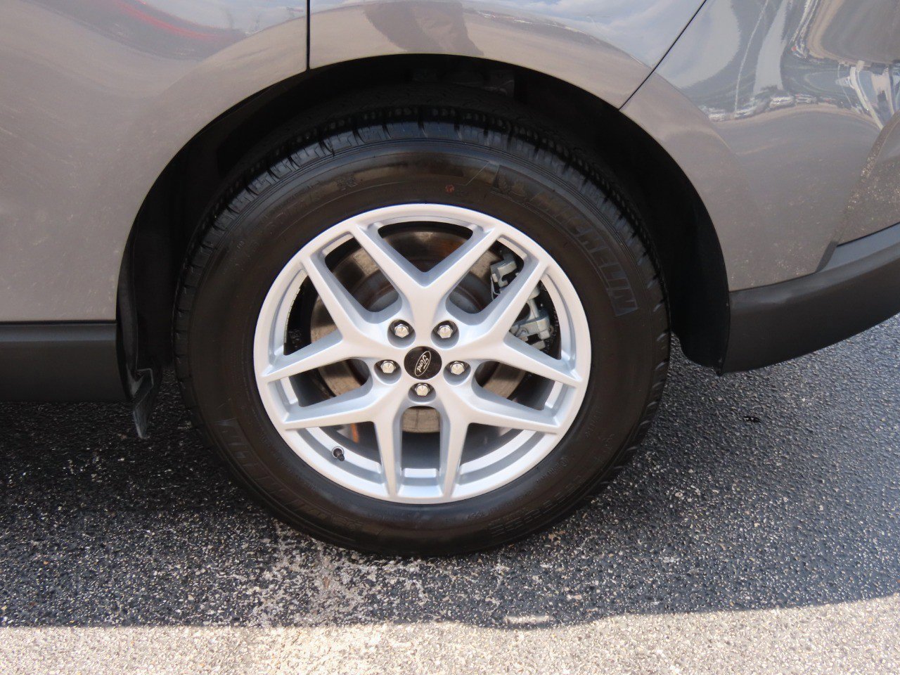 Certified 2024 Ford Edge SEL image 17