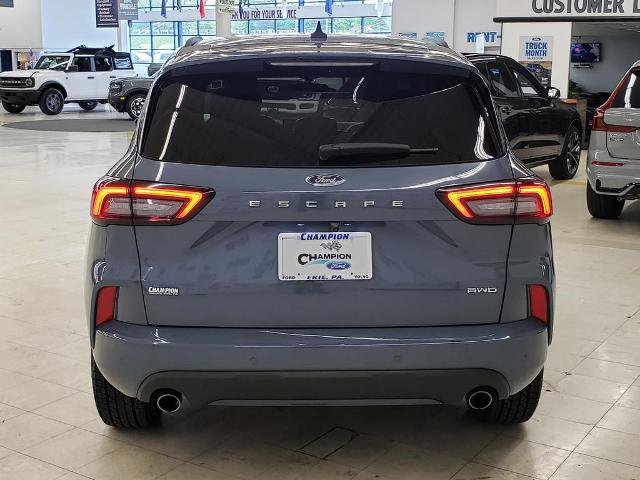 Certified 2023 Ford Escape ST-Line w/ Tech Pack #1 AWD/4WD image 7