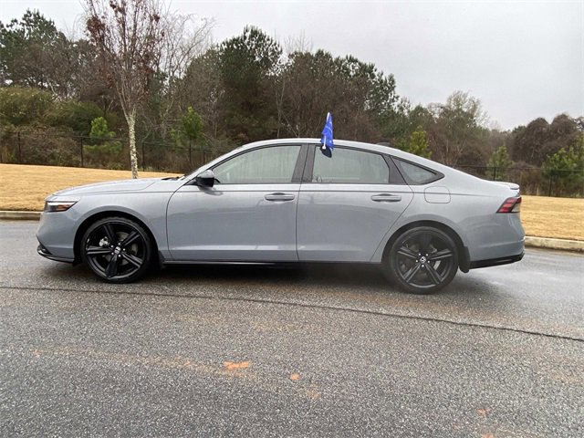 Used 2023 Honda Accord Sport image 2