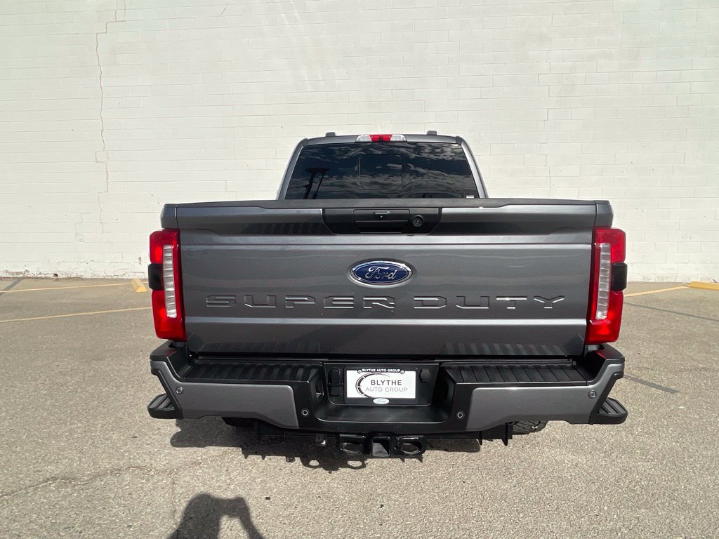Certified 2025 Ford F250 XL w/ STX Appearance Package AWD/4WD image 5