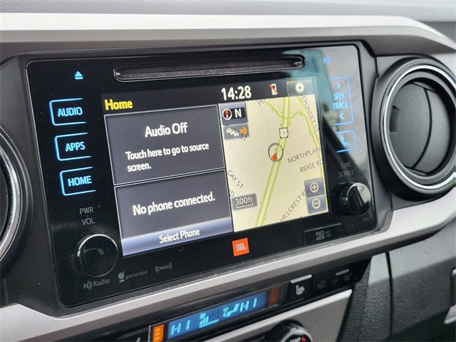 Used 2017 Toyota Tacoma Limited w/ Tow Package image 21