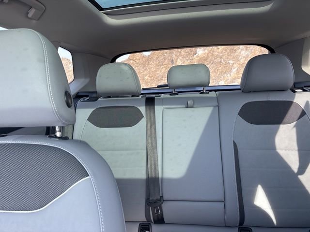 Used 2024 Volkswagen Taos SE image 27