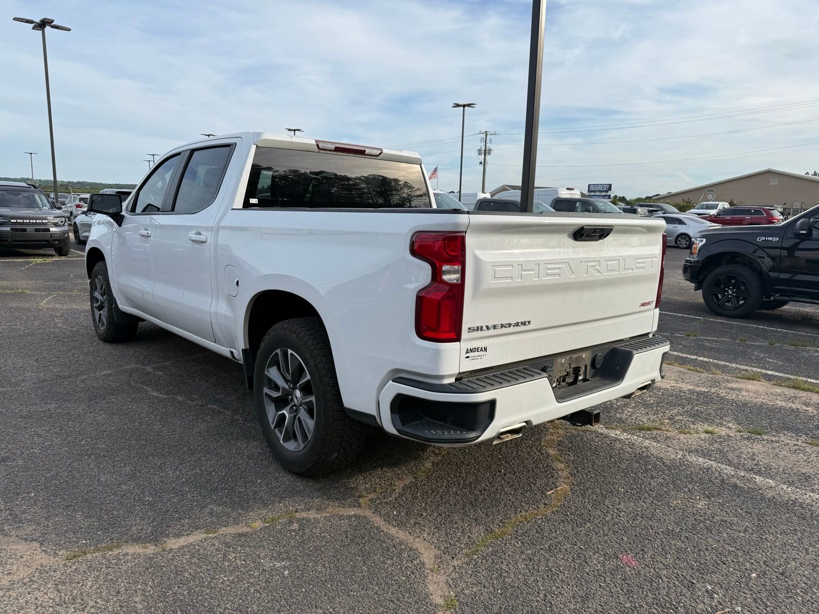 Used 2022 Chevrolet Silverado 1500 RST image 3