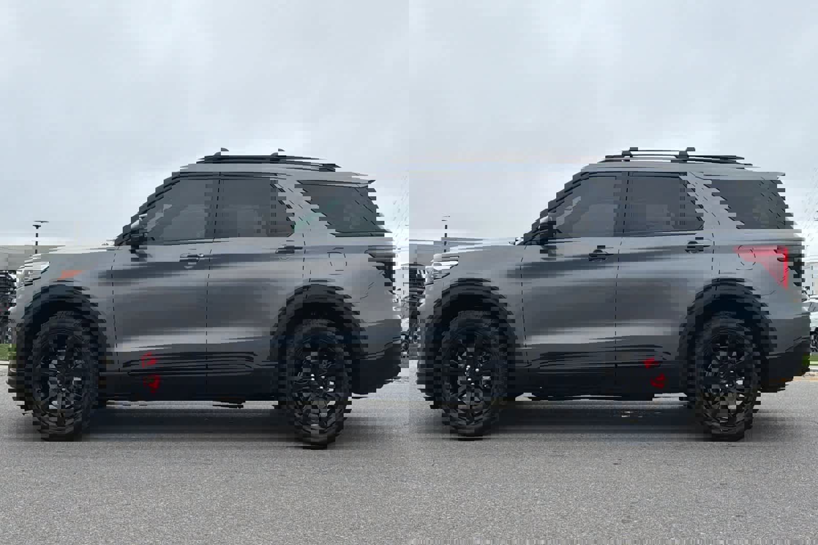 Certified 2023 Ford Explorer ST w/ Equipment Group 401A image 2