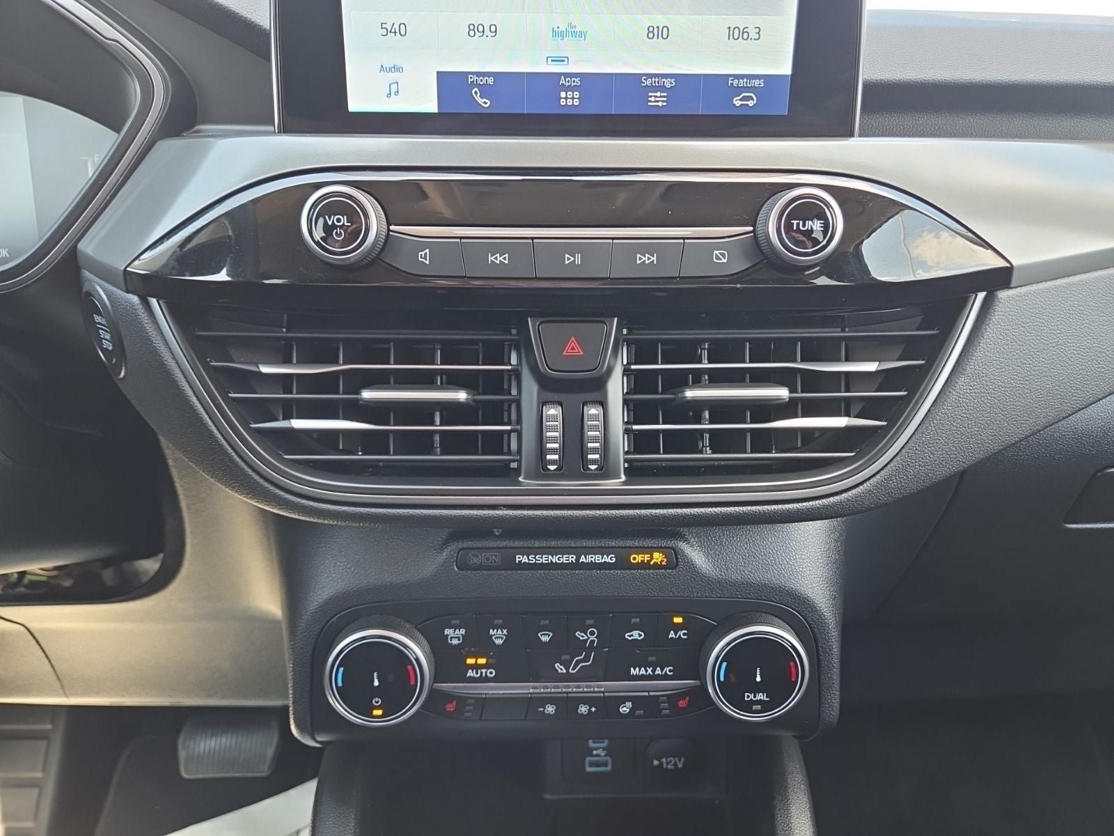 Certified 2023 Ford Escape Active AWD/4WD image 33