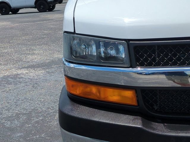 Used 2024 Chevrolet Express 2500 Extended w/ Driver Convenience Package RWD image 10