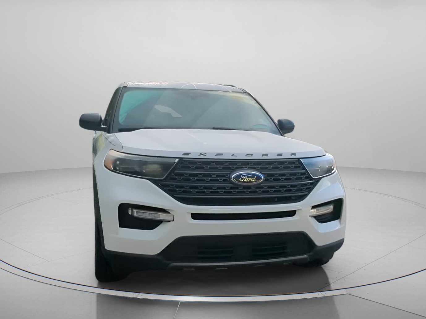 Certified 2022 Ford Explorer XLT w/ Equipment Group 202A RWD image 5