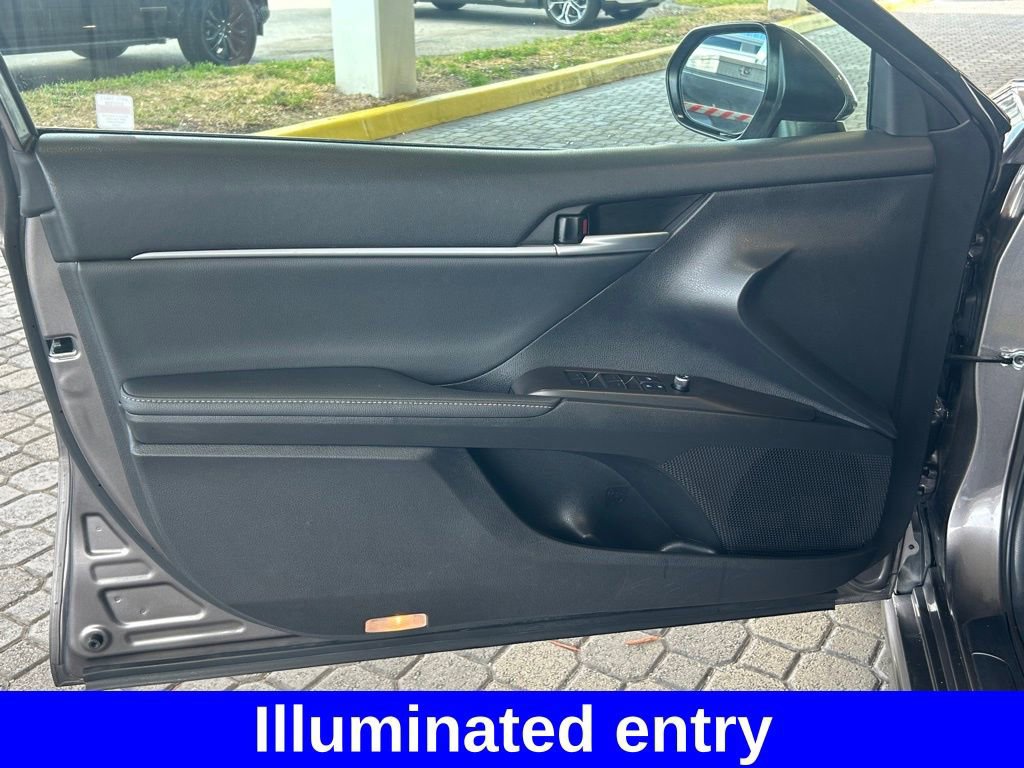 Used 2024 Toyota Camry XSE image 29