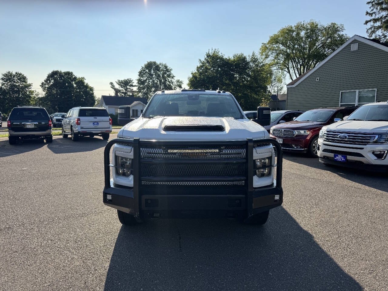 Used 2024 Chevrolet Silverado 2500 Custom w/ Custom Value Package AWD/4WD image 2