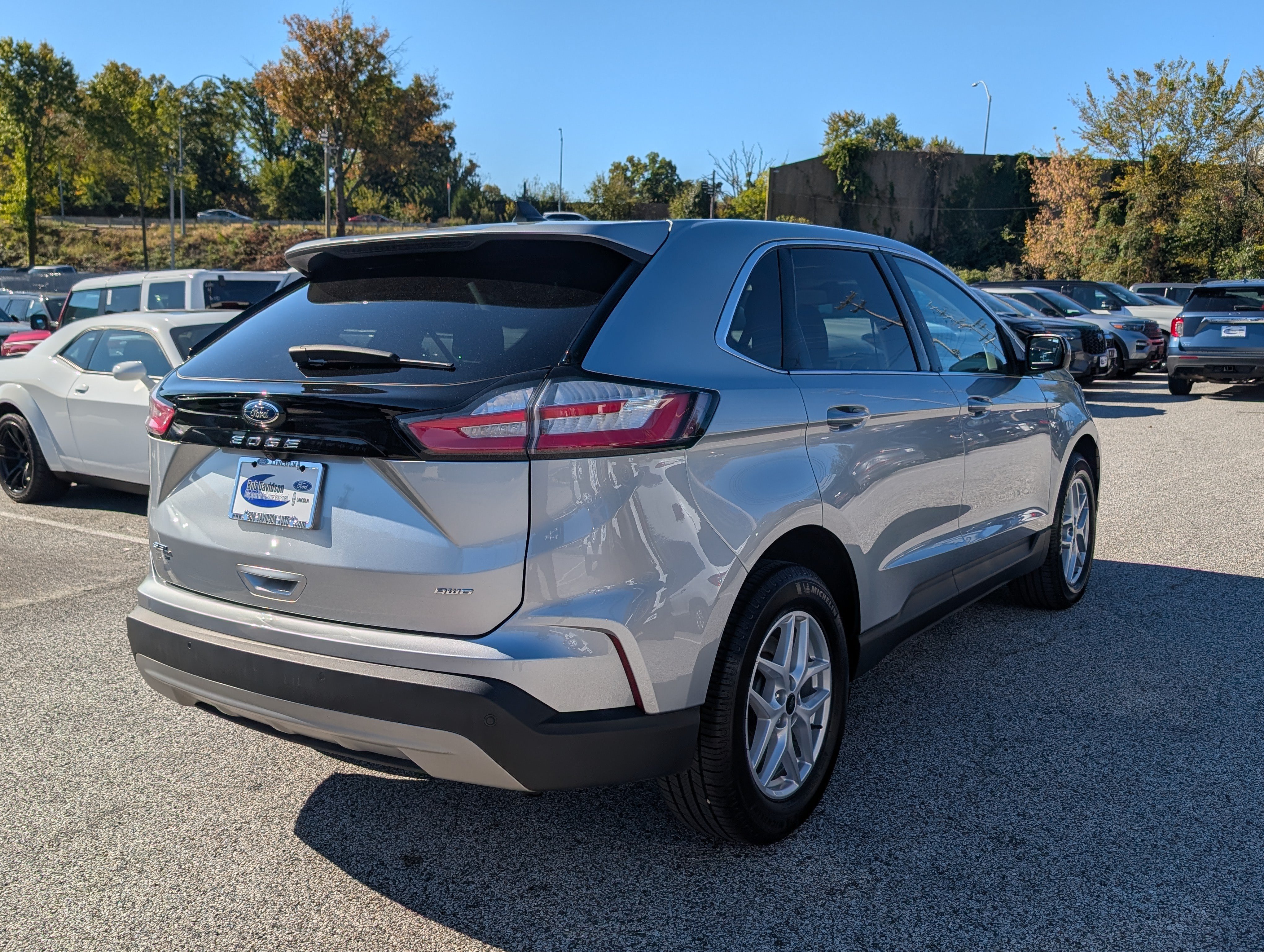 Certified 2024 Ford Edge SEL w/ Convenience Package AWD/4WD image 7