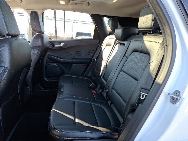 Certified 2022 Ford Escape SEL image 10