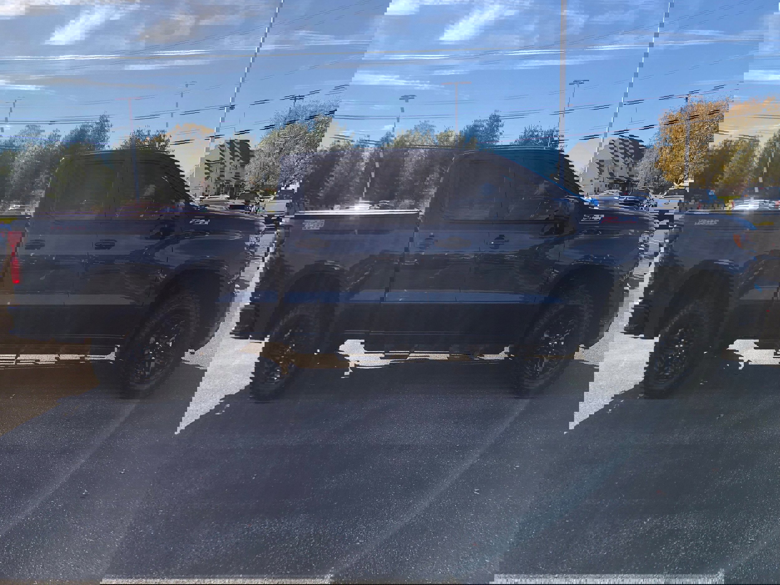 Used 2021 Chevrolet Silverado 1500 LT Trail Boss w/ Convenience Package II video 2