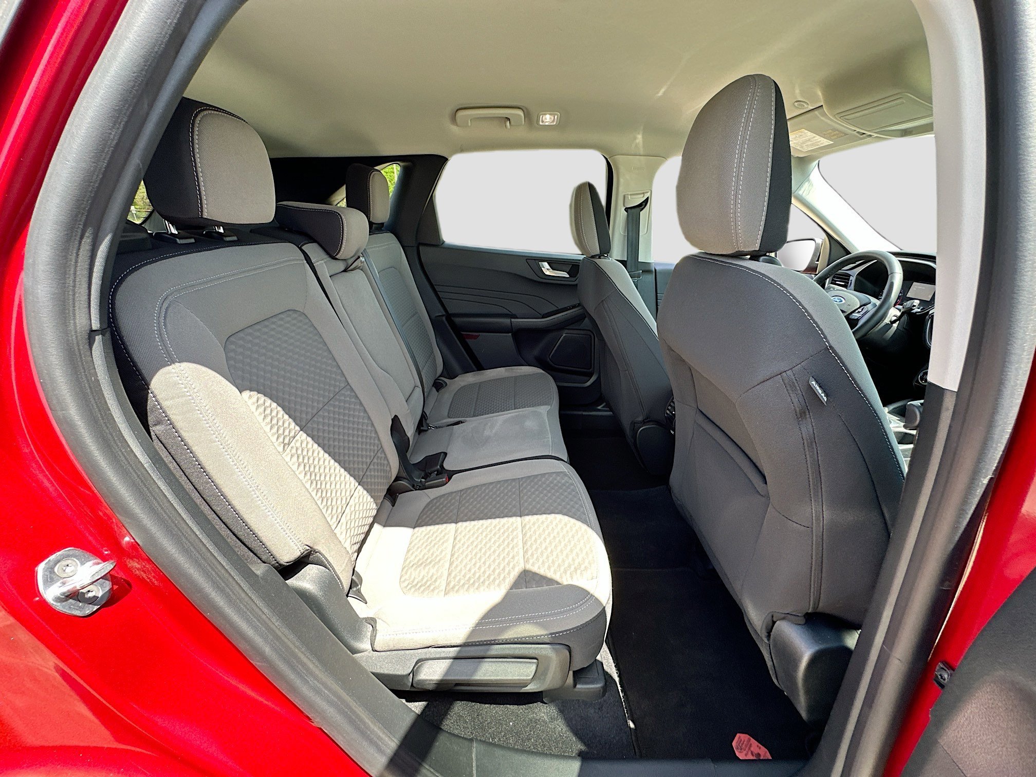 Certified 2021 Ford Escape SE w/ SE Sport Appearance Package image 25