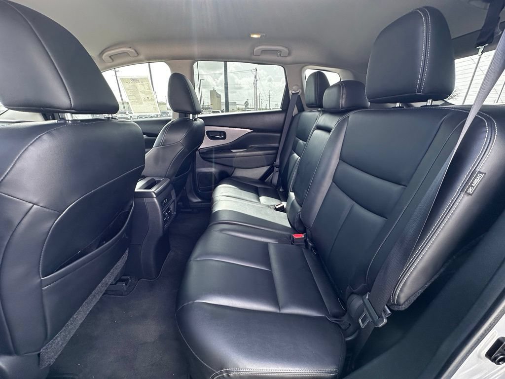 Used 2023 Nissan Murano SV w/ SV Midnight Edition Package FWD image 15