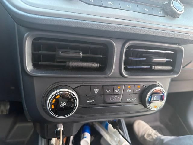 Certified 2022 Ford Maverick XL w/ Equipment Group 100A Standard AWD/4WD image 40
