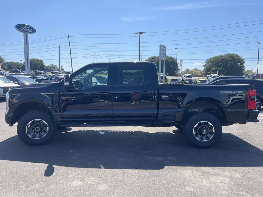 Certified 2024 Ford F250 Lariat w/ Tremor Off-Road Package AWD/4WD image 6