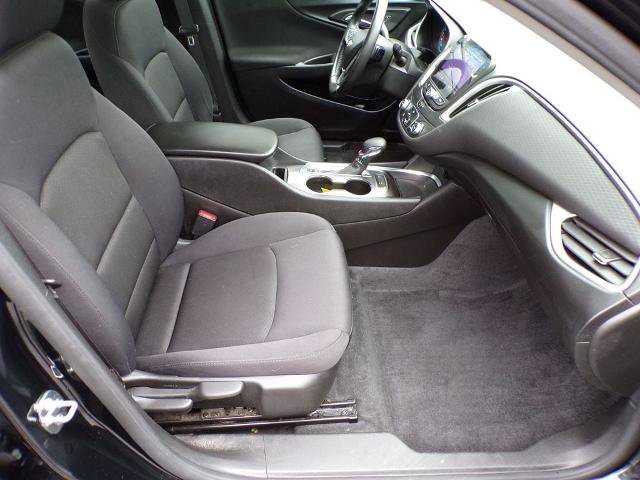 Used 2022 Chevrolet Malibu RS image 12