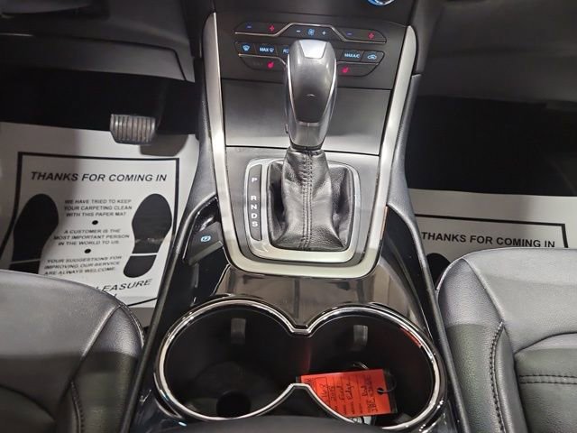 Certified 2018 Ford Edge SEL w/ Equipment Group 201A FWD image 11