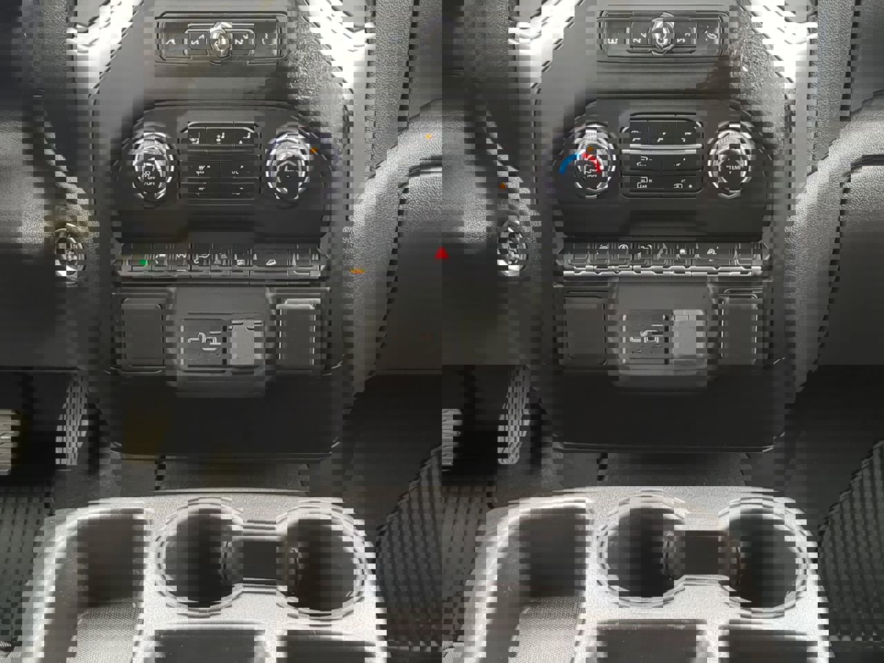 Used 2022 Chevrolet Silverado 1500 Custom Trail Boss image 17