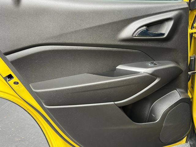 Used 2024 Chevrolet Trax RS w/ Driver Confidence Package FWD image 34