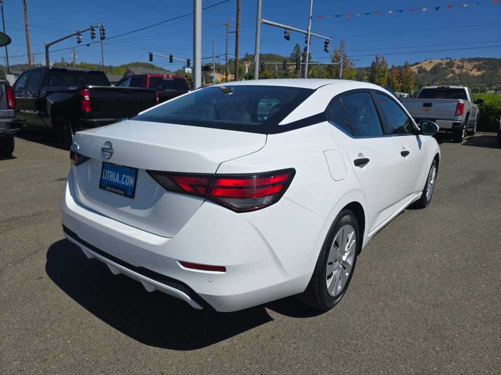 Used 2024 Nissan Sentra SV FWD image 5