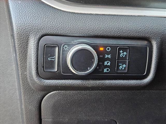 Certified 2023 Ford Explorer XLT RWD image 21
