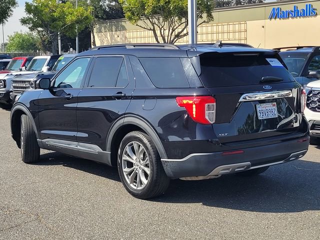 Certified 2022 Ford Explorer XLT w/ Equipment Group 202A RWD image 5