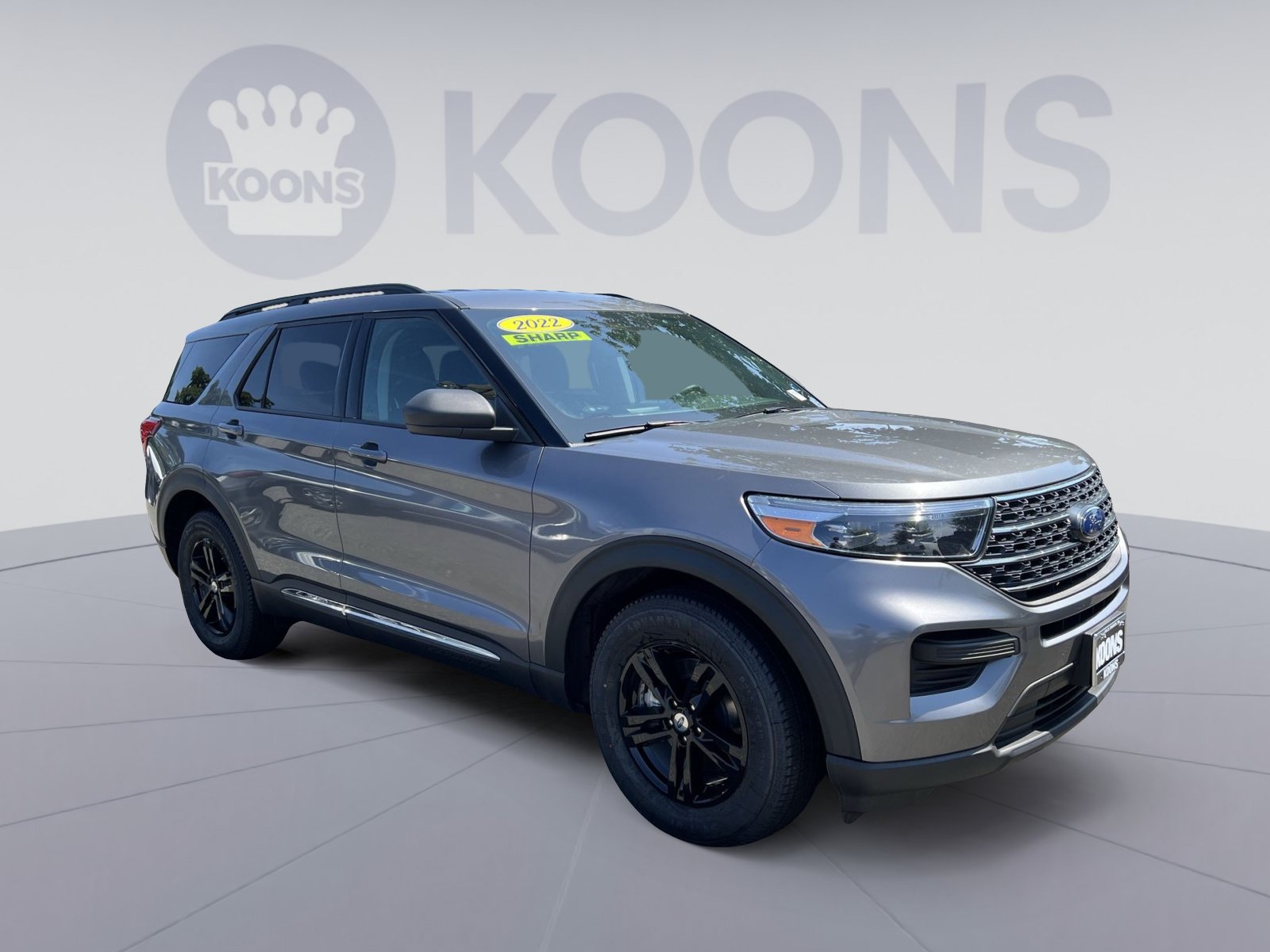 Certified 2022 Ford Explorer XLT AWD/4WD image 2