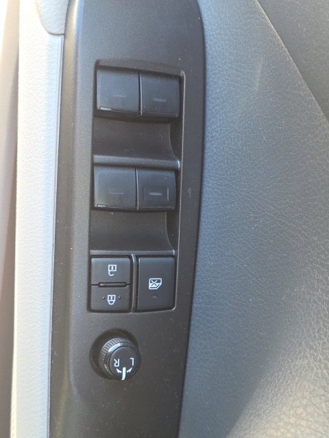 Used 2023 Toyota Camry LE FWD image 16