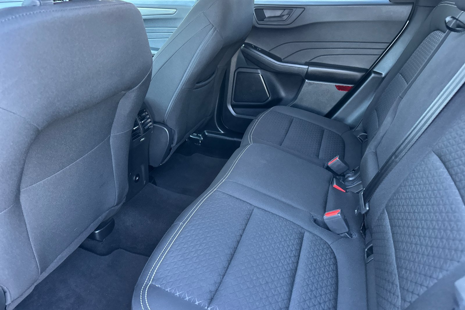 Certified 2025 Ford Escape Active FWD image 4