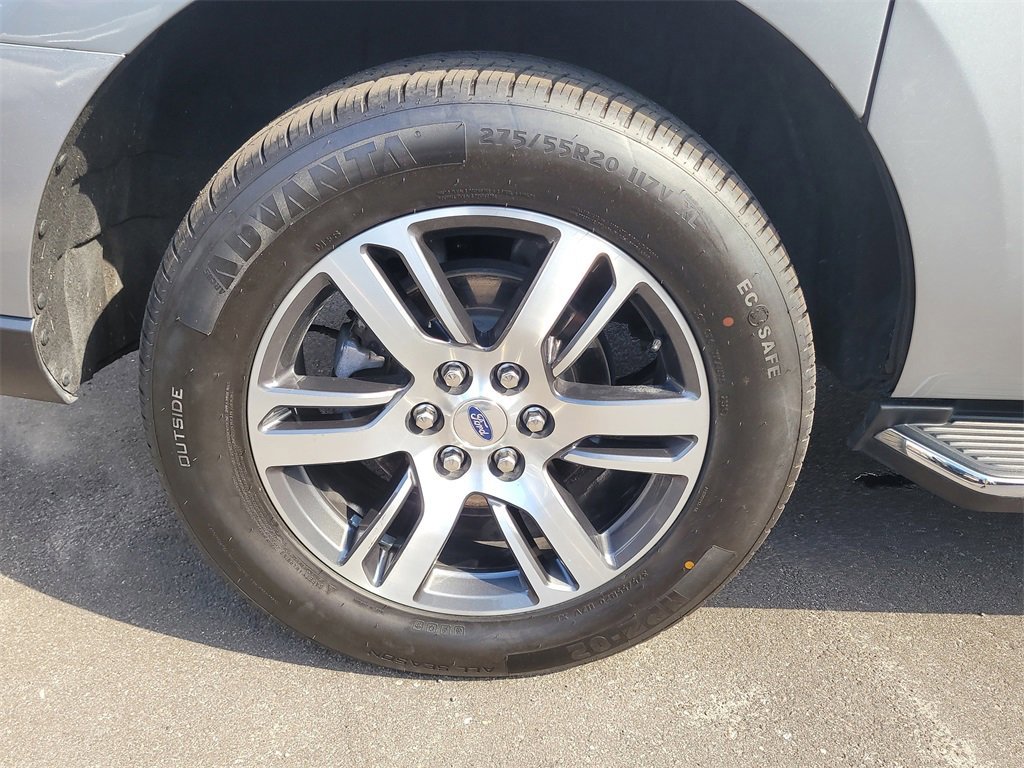 Certified 2023 Ford Expedition Max Limited image 5