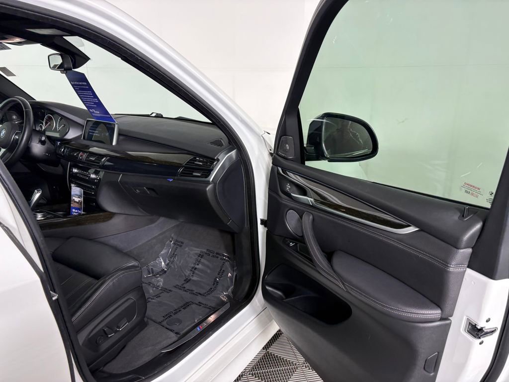 Used 2017 BMW X5 xDrive40e image 37