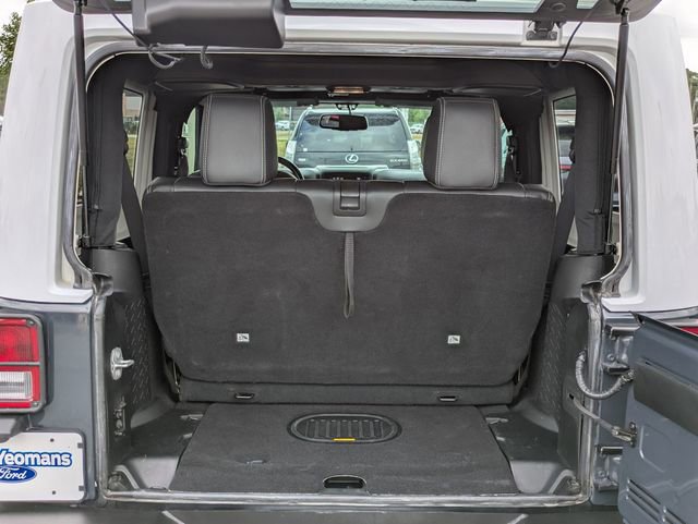 Used 2017 Jeep Wrangler Sahara w/ Quick Order Package 24E Chief AWD/4WD image 13